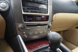 LEXUS IS 220