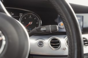 MERCEDES BENZ E300 DE