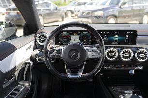 MERCEDES BENZ CLA 200D