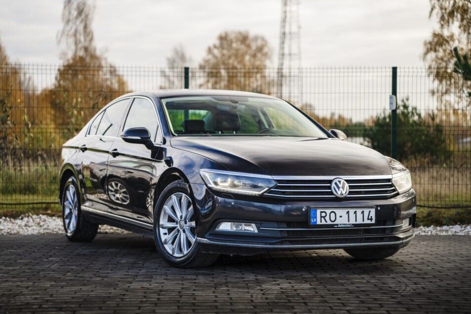 VW PASSAT