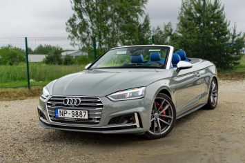 AUDI S5 CABRIOLET