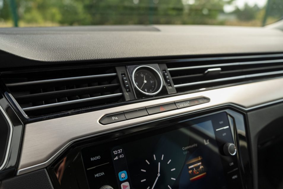 VW PASSAT