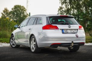 OPEL INSIGNIA SPORTS TOURER