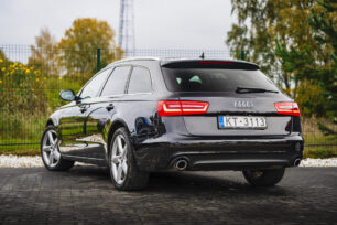 AUDI A6 AVANT QUATTRO