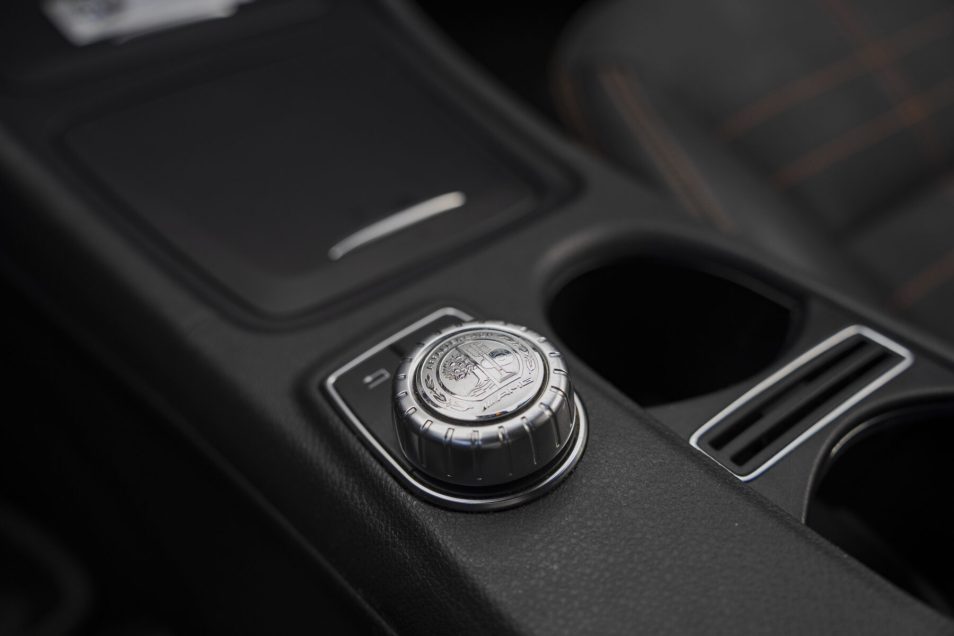 MERCEDES BENZ CLA 220 CDI
