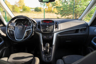 OPEL ZAFIRA TOURER