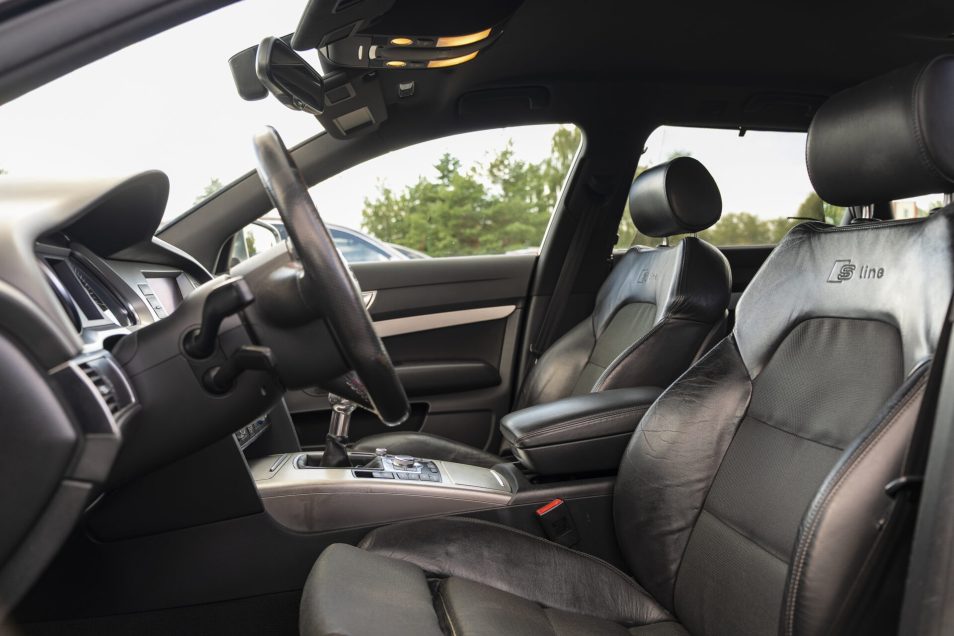 AUDI A6 QUATTRO