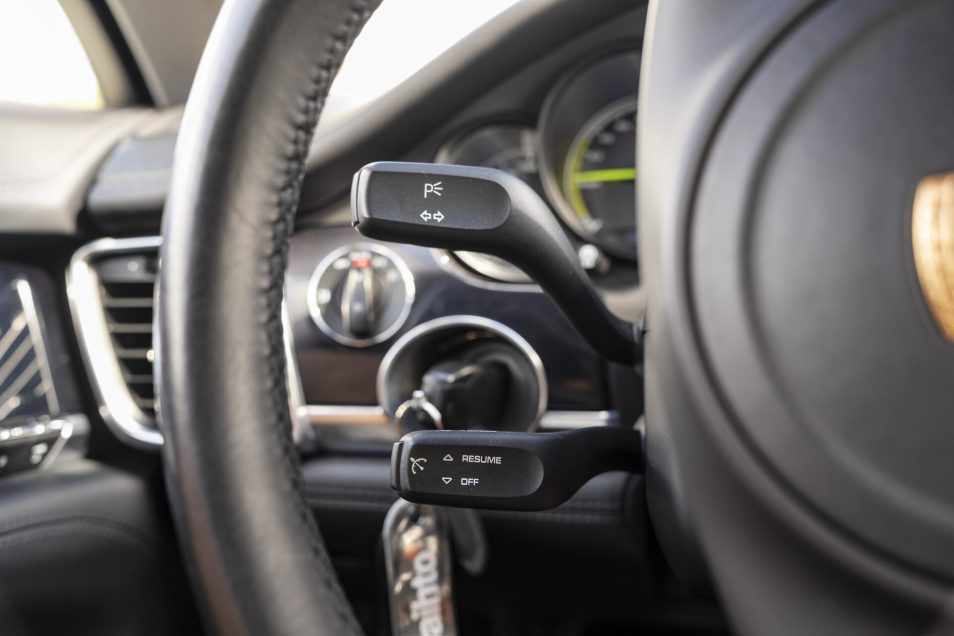 PORSCHE PANAMERA S E-HYBRID