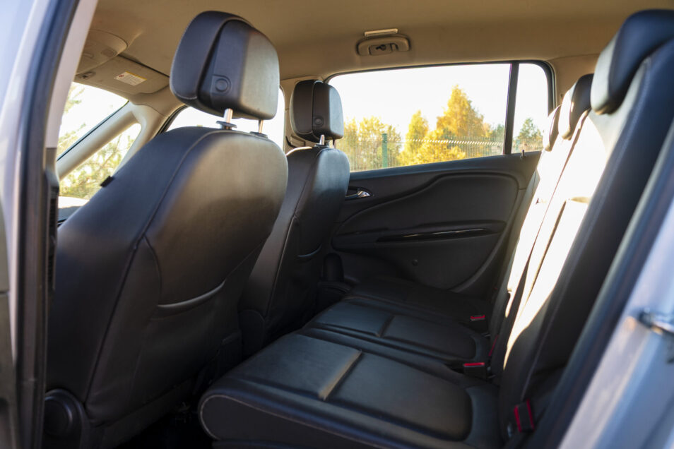 OPEL ZAFIRA TOURER