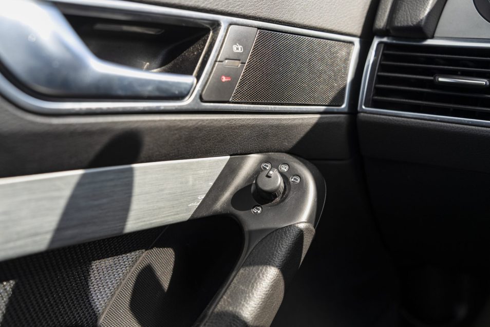 AUDI A6 QUATTRO