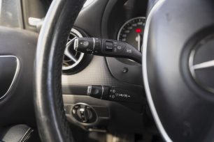 MERCEDES BENZ A180