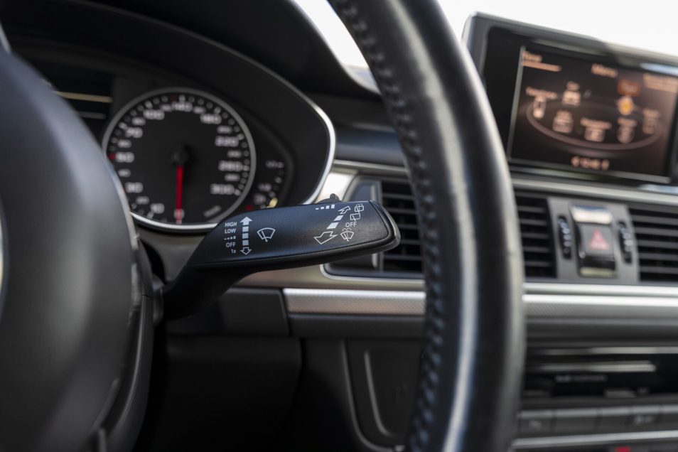 AUDI A6 AVANT QUATTRO