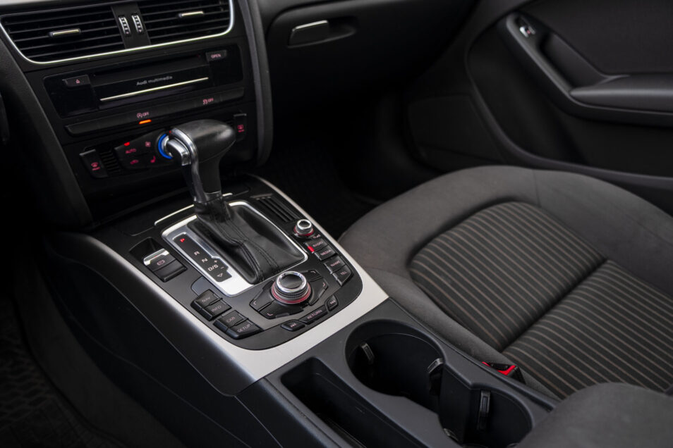 AUDI A4 AVANT