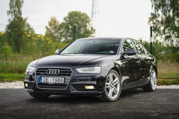 AUDI A4 S-LINE QUATTRO